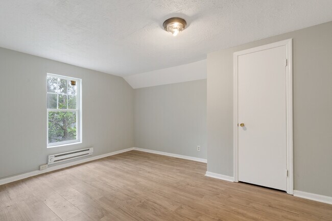 Photo - 608 Monroe St Unidad C