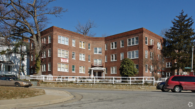 Photo - 3212 Walbrook Ave Apartment Unit 8