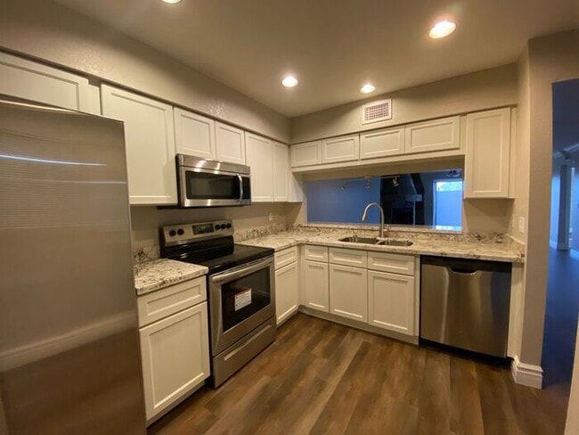 Photo - 1432 N Dorsey Ln