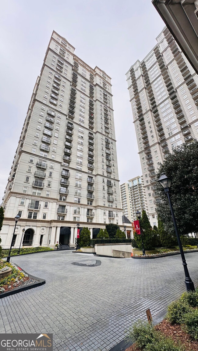 Building Photo - 199 14th St NE Unit 507