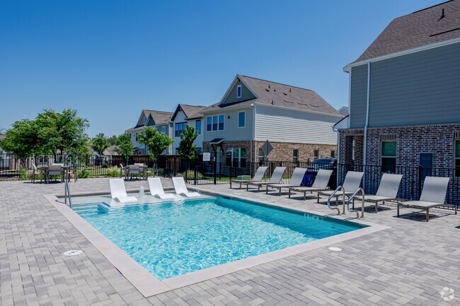 Building Photo - Echelon at Reverchon Bluffs Rental
