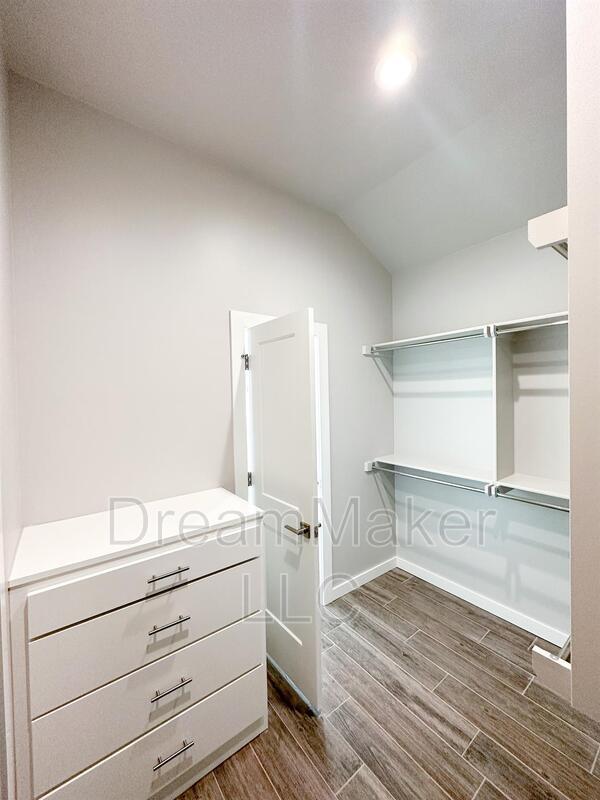 Photo - 5329 Red Maple Ave