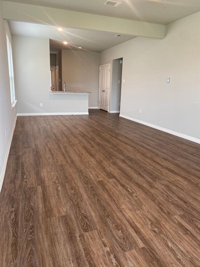 Photo - Affordable Brick Home located in the heart of Burleson!