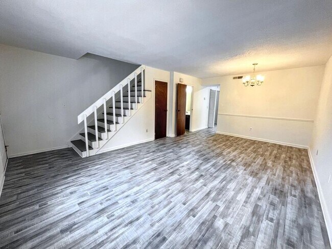 Photo - 8833 Millard Lee Ln