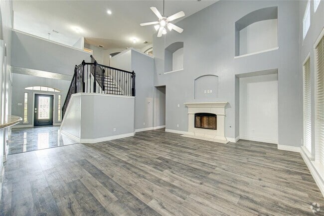 Building Photo - 5002 Laura Lee Ln Rental