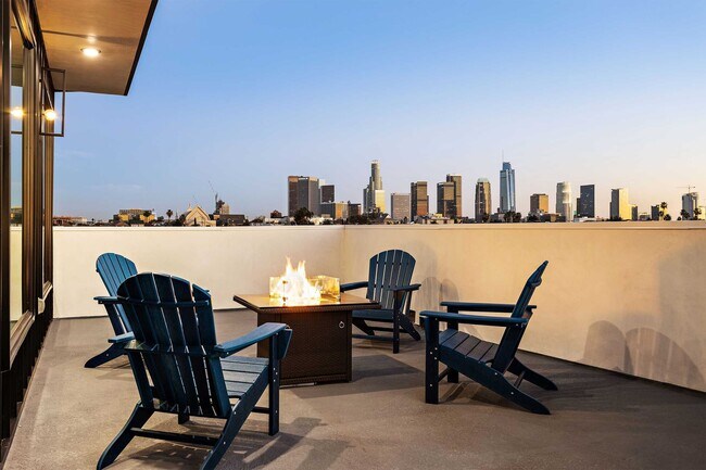 Photo - Encore Echo Park