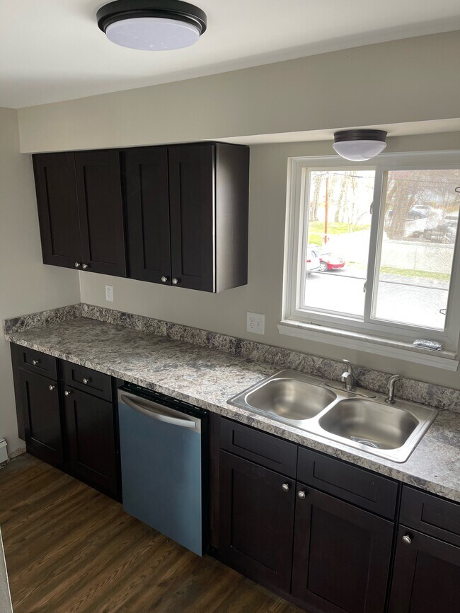 Photo - 45860 Cass Ave