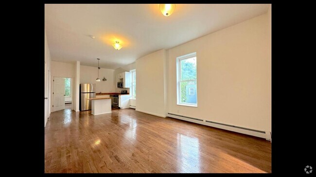 Building Photo - 153 Lander St Unit FLOOR 2 Rental
