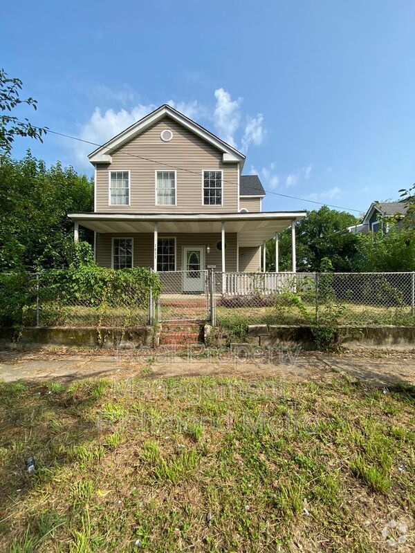 Building Photo - 1811 Maury St Rental