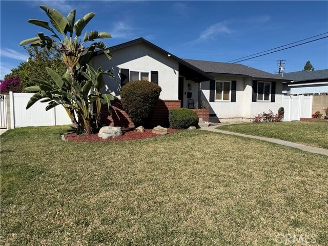 Photo - 9406 Rose Ave