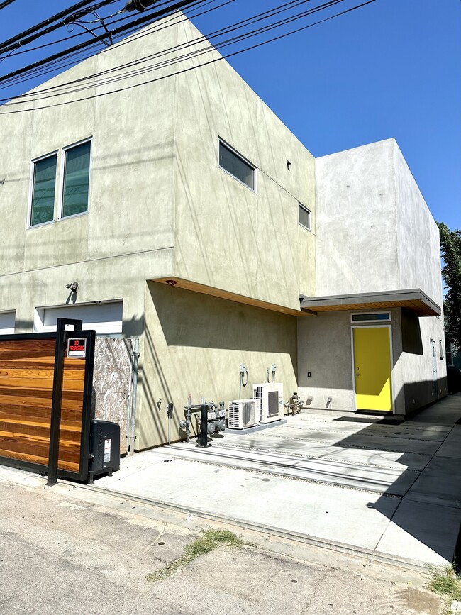 Photo - 1842 9th St