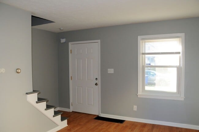 Photo - 924 S Harris Ave