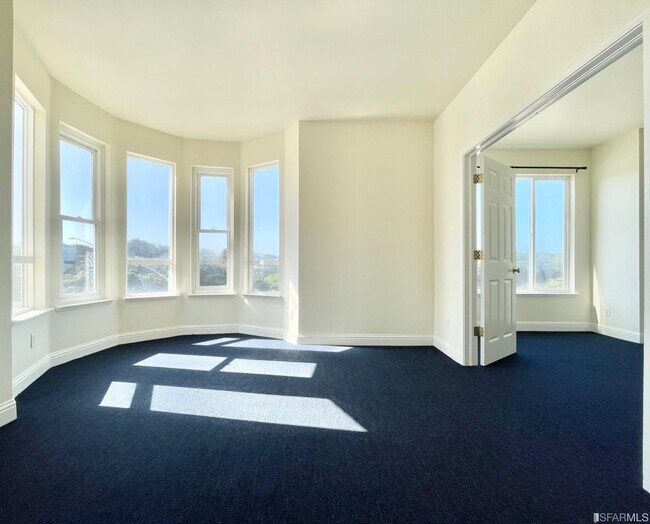 Photo - 2910 Sloat Blvd