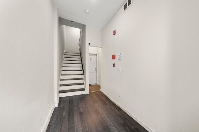 Photo - 704 Bergen Ave