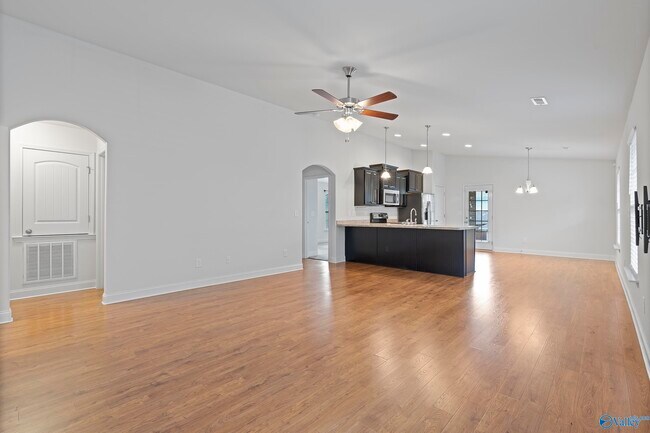 Photo - 134 Pitts Griffin Drive