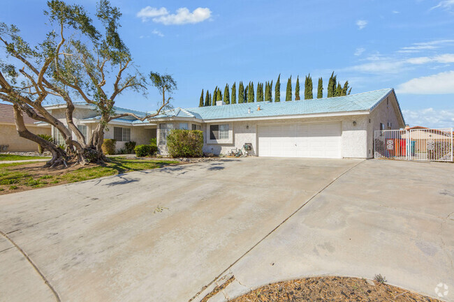 Building Photo - 2503 Brentwood Dr Rental