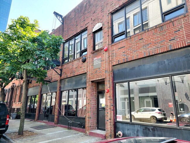 144 Washington St Unidad A