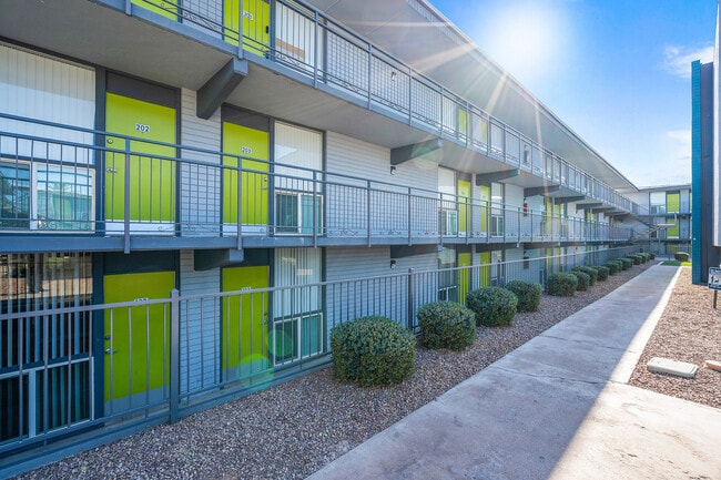 Exterior del Séptimo Apartamento - Seventh Apartments