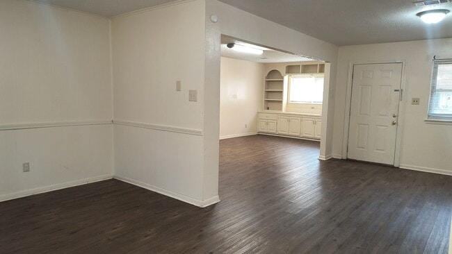 Photo - 2313 Starlite Dr