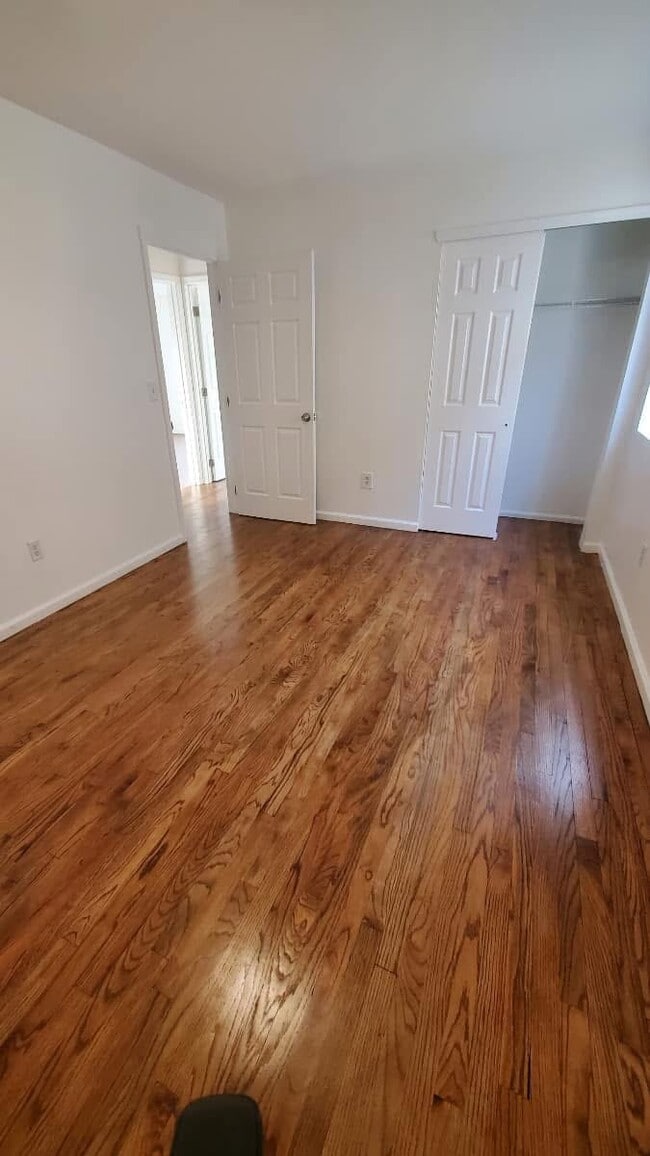 Photo - 36 Mersereau Ave Unit 3rd Floor