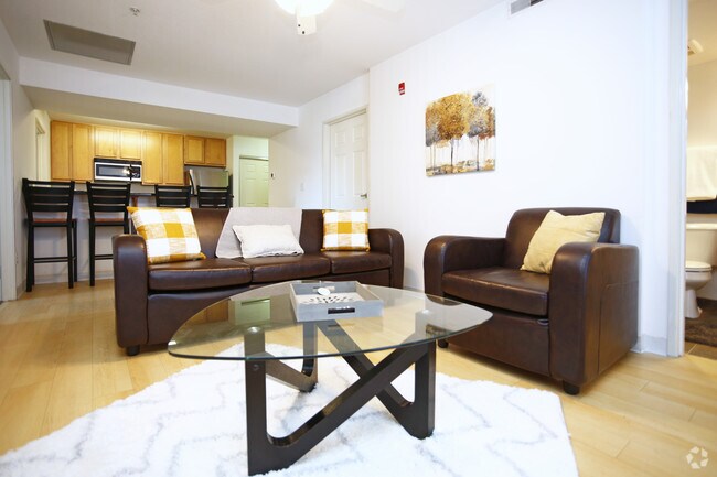 4 BR, 2 BA - living room