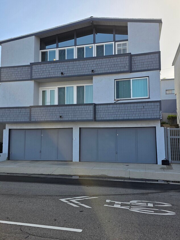 Photo - 2026 Hermosa Ave (Hermosa Beach, CA)