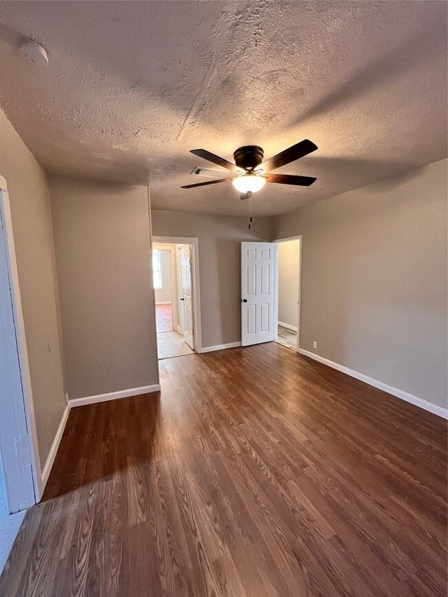 Building Photo - 2065 Lela St Rental