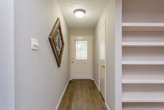 Photo - 1534 Vickery Dr