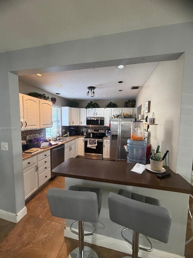 Photo - 621 SW 71st Terrace