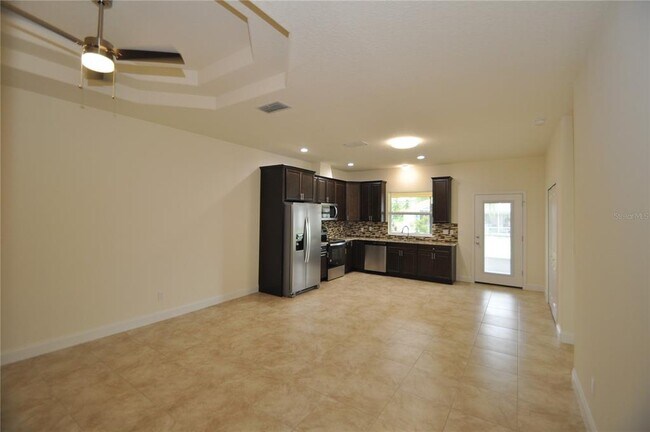 Photo - 17 Rainbow Ln