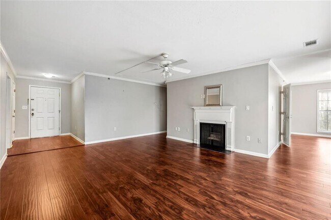 Photo - 1415 Highland Bluff Dr S E