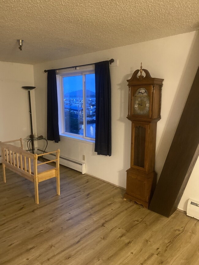 Photo - 2843 Tongass Ave