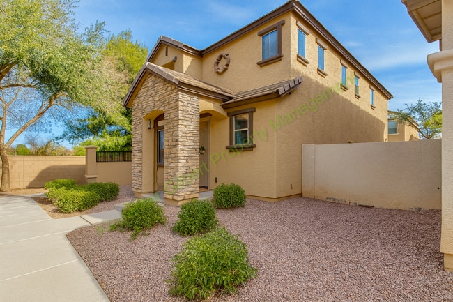 Building Photo - Modern Gilbert Home with Open Floor Plan & Private Yard – Minutes from Downtown Gilbert