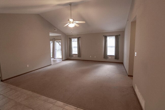 Photo - 1606 Typhoon Dr