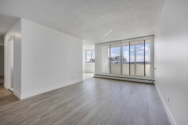 Living Room - Signature Tower