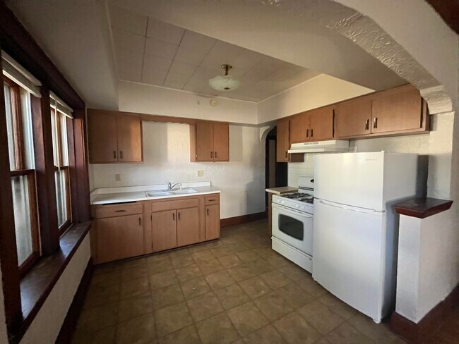 Photo - 5219 S Lake Dr