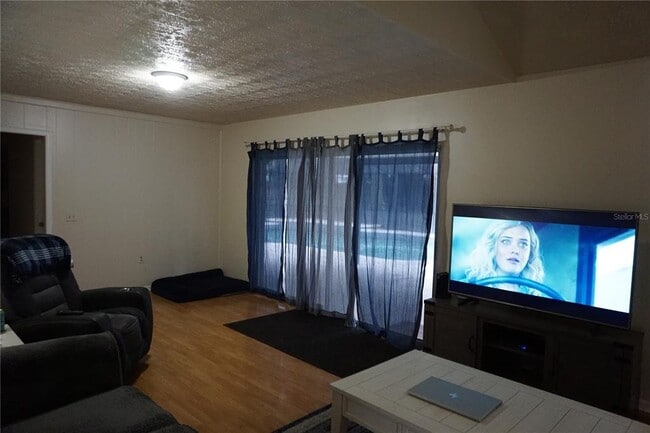 Photo - 808 Childers Loop