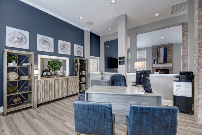 Photo - Indian Creek Apartments