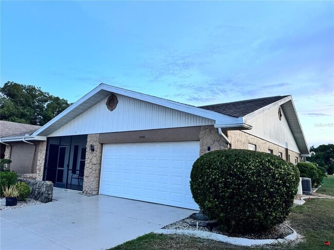1008 Yellowbird Pl