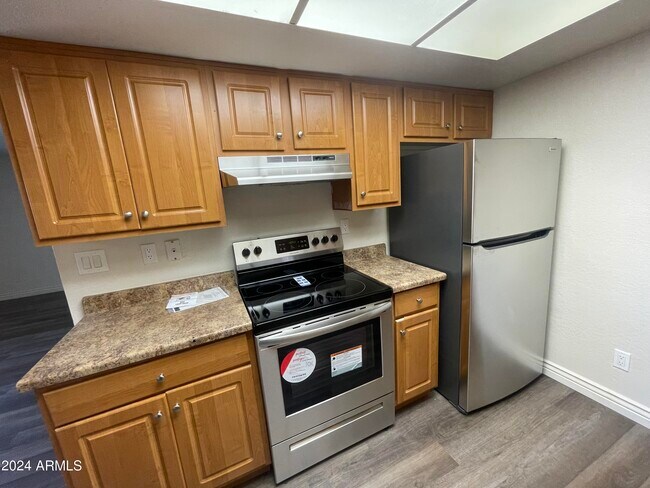 Photo - 3810 N Maryvale Pkwy Unit 2074