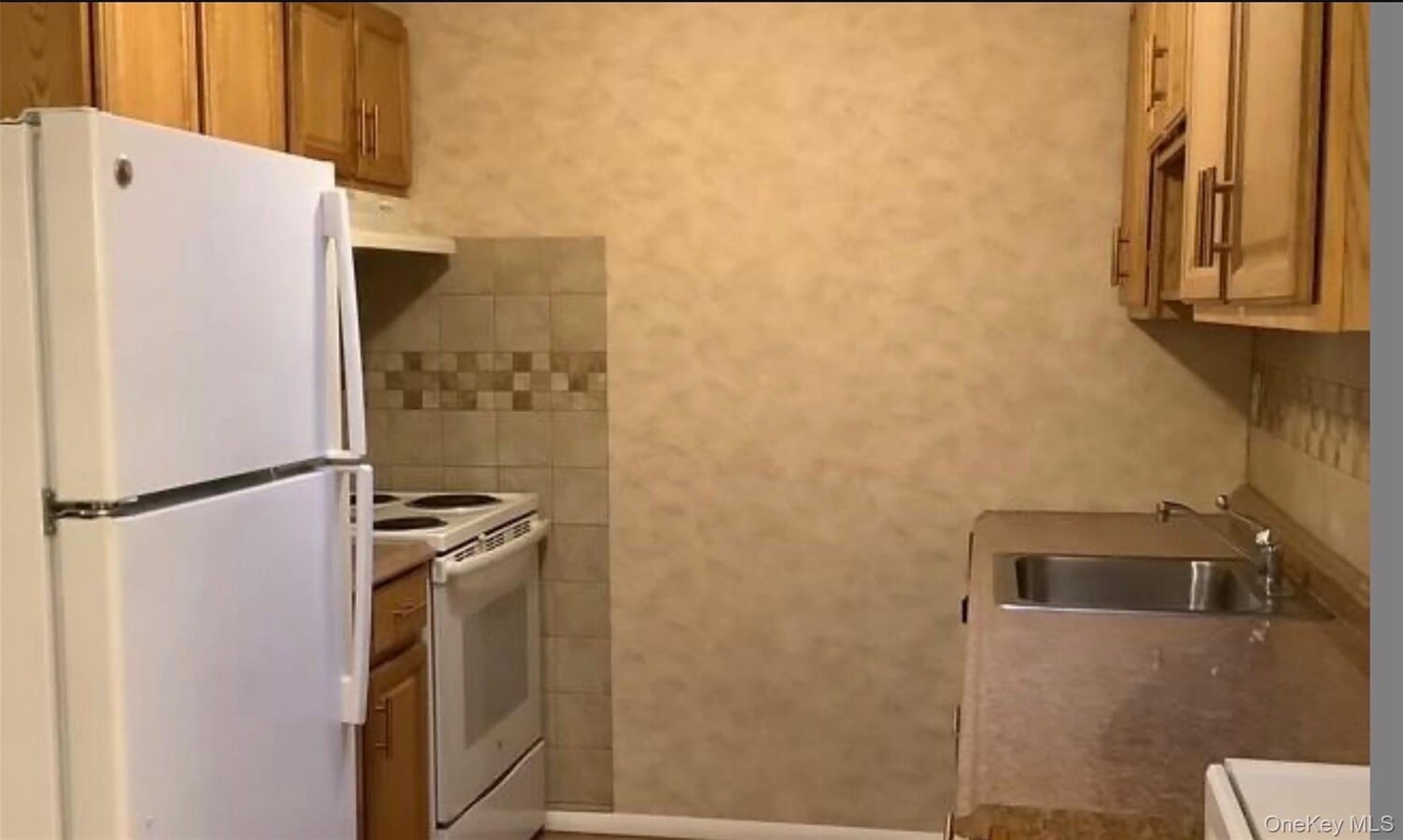 Photo - 167 Newcastle Ct Unidad B