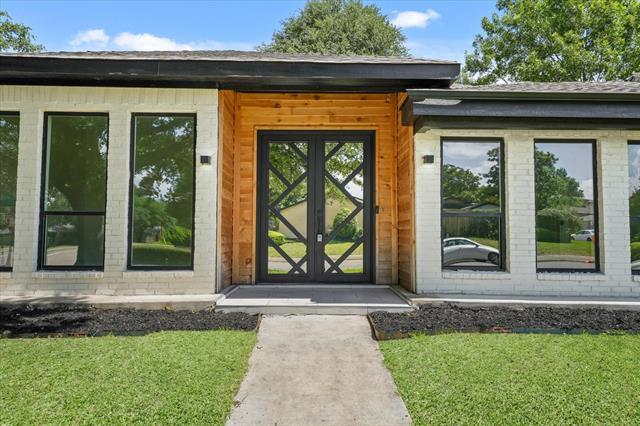 Photo - 7103 Blythdale Dr