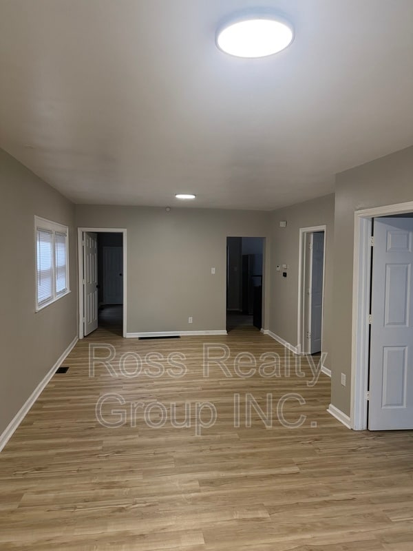 Photo - 442 Walbridge Ave