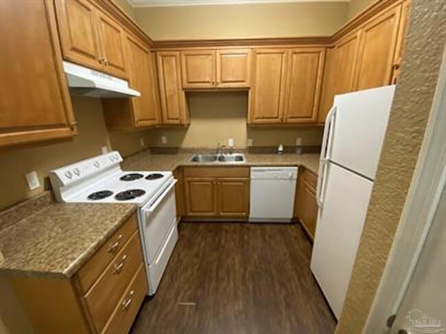 Photo - 7071 Lake Joanne Dr