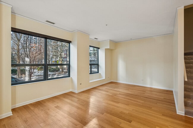 Photo - 201 N Westshore Dr Unit 107