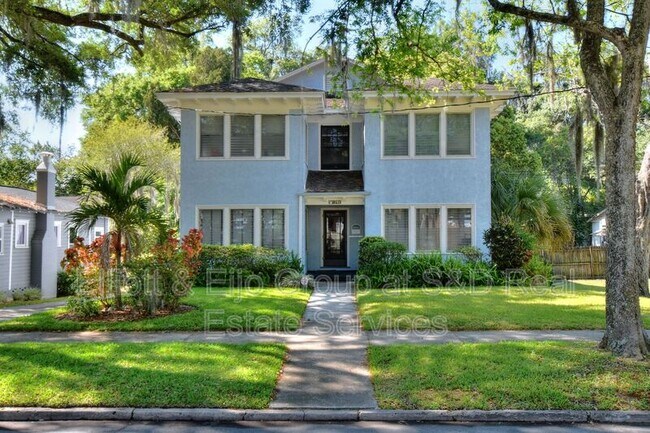 Photo - 211 E Park St House