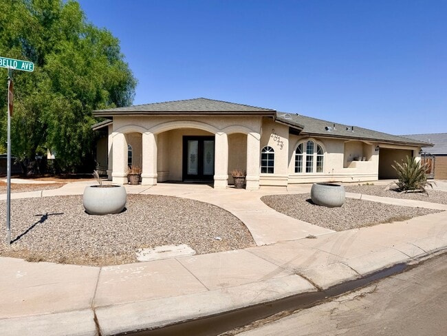 Photo - 2013 Mendez St
