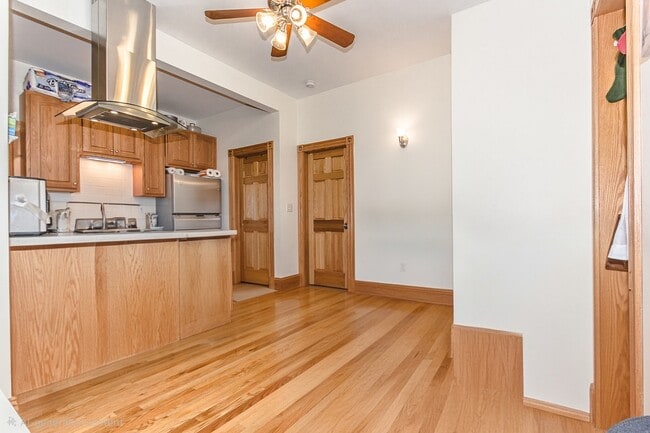 Photo - 102 Myrtle St