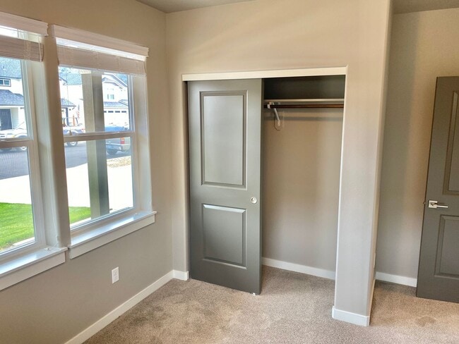 Photo - 61357 SE Matthew St