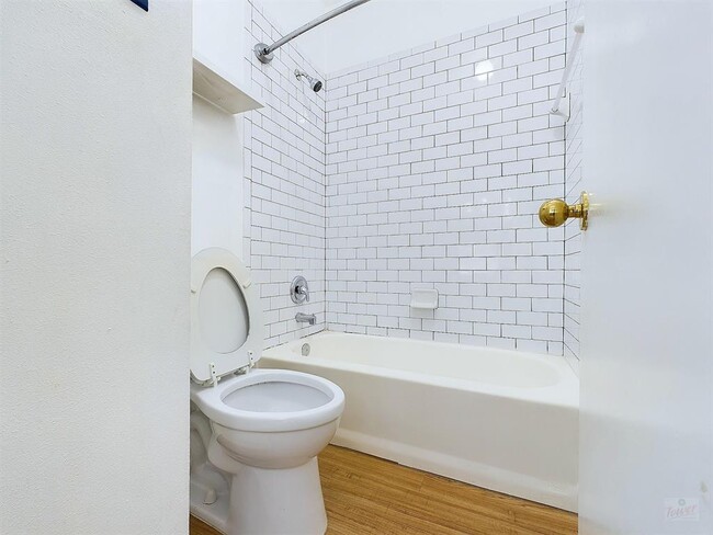 Photo - 2210 Pearl St Unit 204